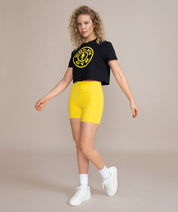 female model wearing golds gym crop top