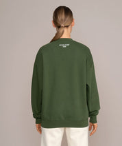 golds gym established 1965 green sweater woman-0648