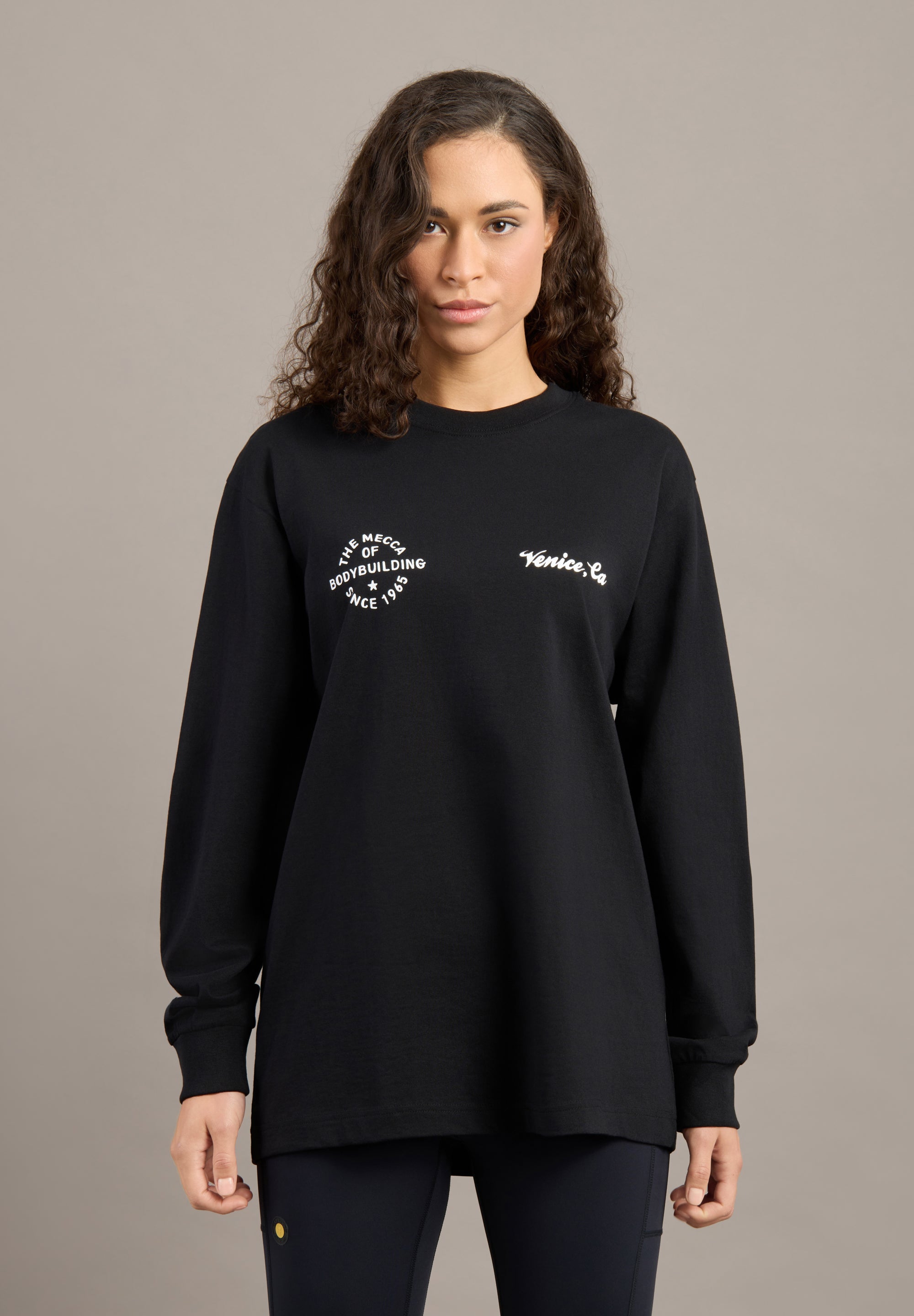 Gold's Gym® Unisex The Mecca Long-Sleeved T-Shirt – Gold's Gym