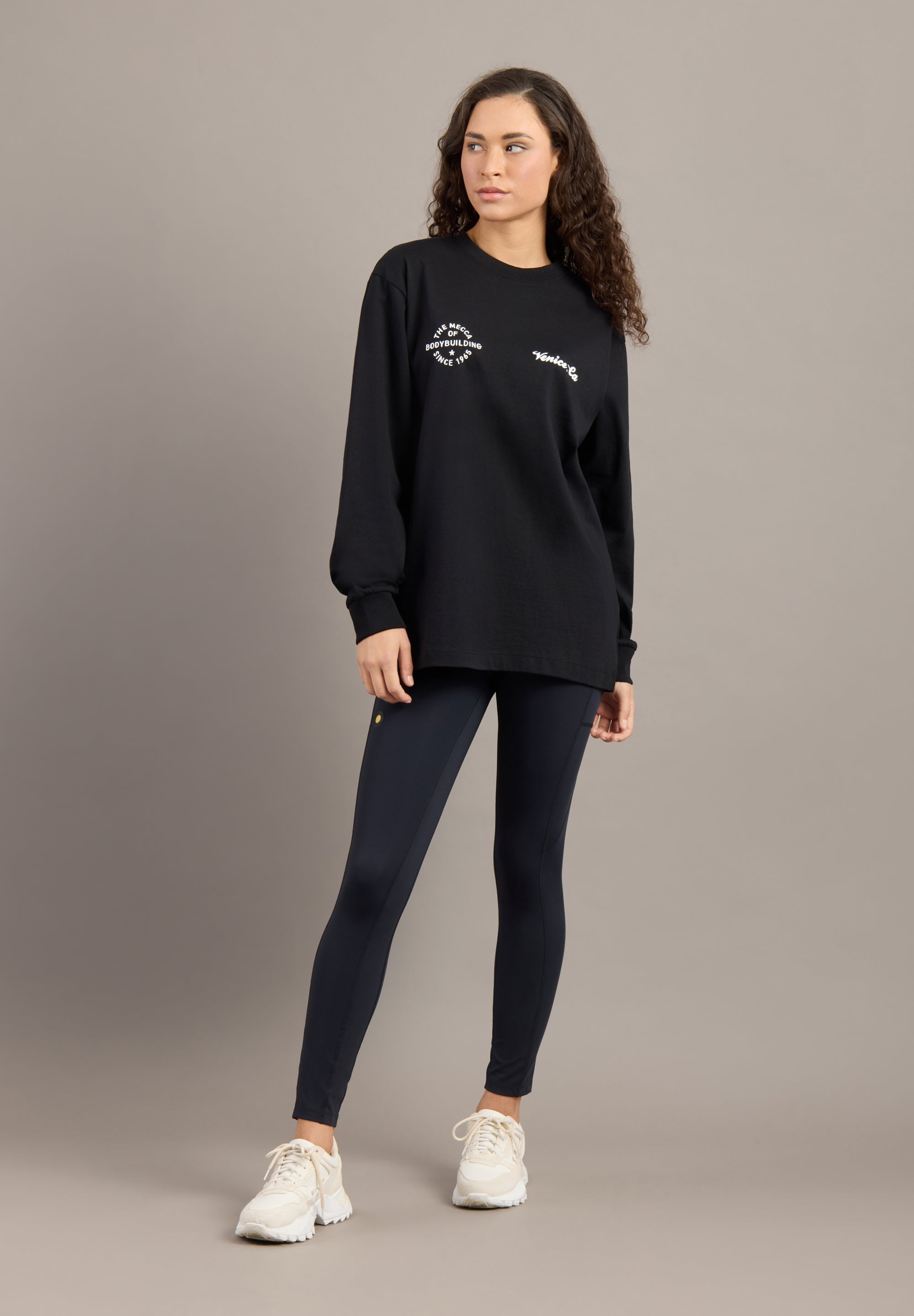 Gold's Gym® Unisex The Mecca Long-Sleeved T-Shirt – Gold's Gym